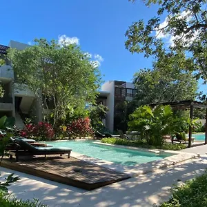 Hotel apartamentowy Panacea